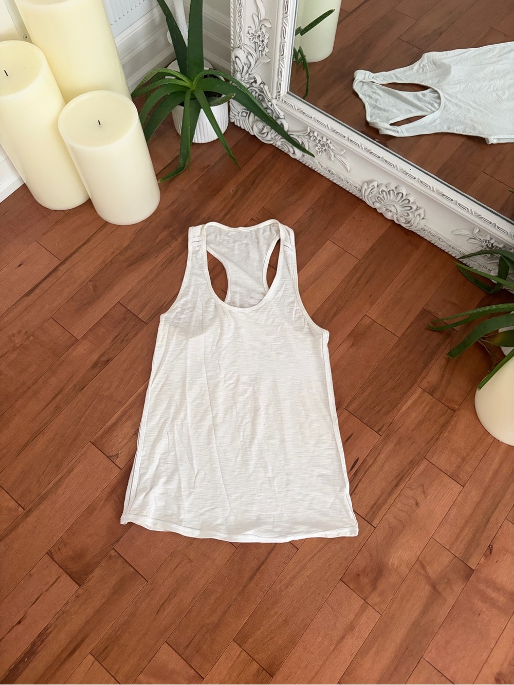 LULULEMON white tank